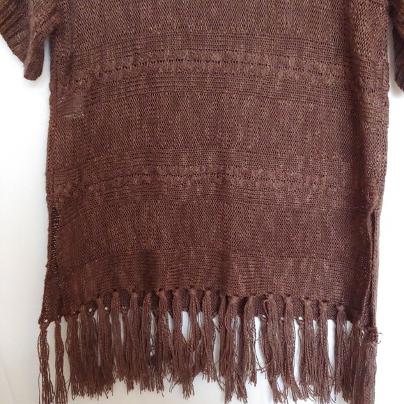Ariat light weight chocolate brown knit short sleeve sweater with fringe sz s/m - Picture 9 of 12